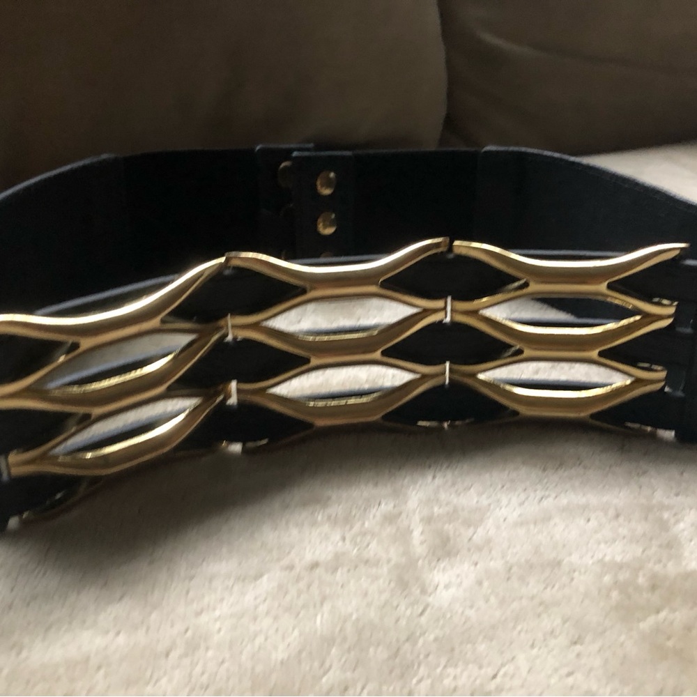BCBGMaxazaria Black Leather Waist Belt Gold Hardware Small